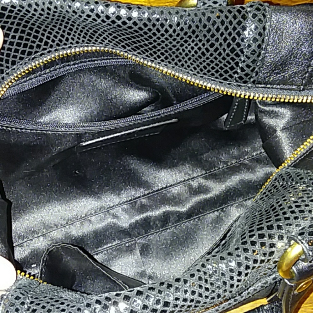 Coach Handbag - Picture 3 of 6
